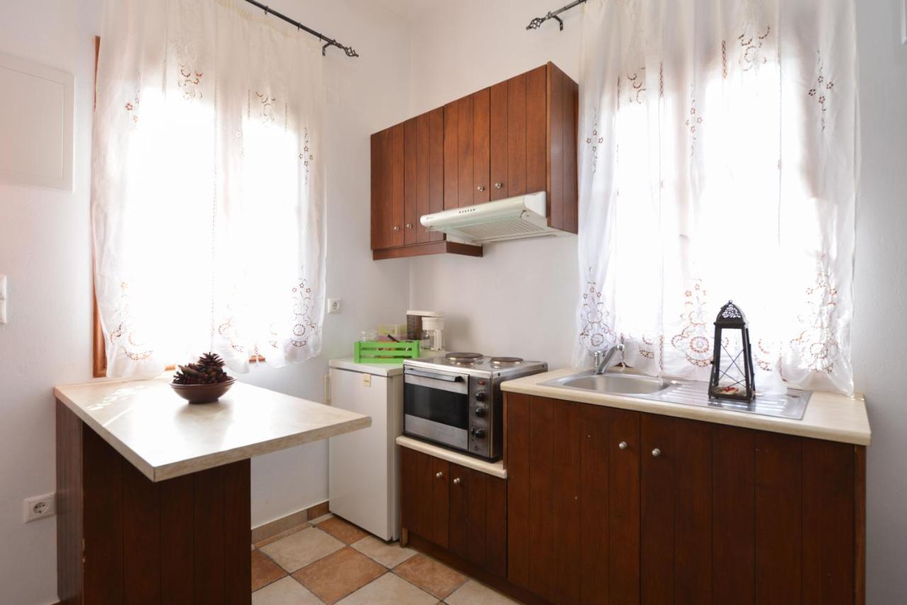 Motivo Apartment Kastron  Exterior photo